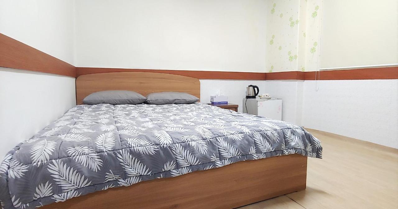 Motel Healinghouse Peakjang Buyeo Esterno foto